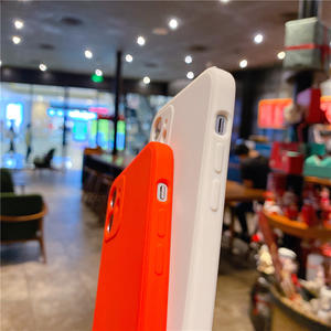 Funda de silicona para teléfono móvil iPhone, carcasa de Color sólido con borde recto cuadrado en blanco, <span class=keywords><strong>2021</strong></span>, muestra gratis, para iPhone 11, 12 Pro Max, S21, S21 + - Product Image 3