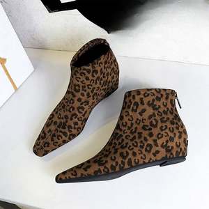 Chaussures bohèmes hippies, <span class=keywords><strong>bottes</strong></span> en cuir de vachette à motif floral fait main - Product Image 3