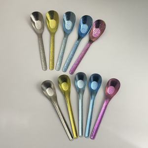 Juego de cucharas de titanio puro, cuerpo recto, textura martillada, color sólido, tazón profundo para uso doméstico y infantil - Product Image 3