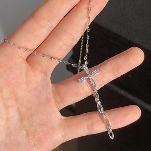 Collier en argent pur S925 avec un diamant unique, design brossé givré doré fluide, style polyvalent de luxe léger 'Œil du diable' - Product Image 5