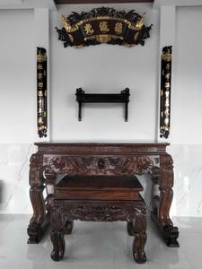 Altar de madera Chiuliu de un nivel en oferta - Altar ancestral tallado a mano Chan Mong (176 × 88 × 127 cm) - Product Image 2