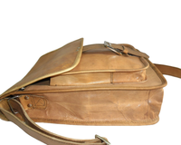 Tas Selempang Kulit Asli Awet dengan Kompartemen Laptop, Tali Bahu yang Dapat Disesuaikan, Rantai Rivet, Ringan untuk Wanita
