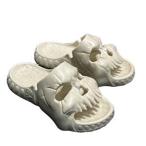 Sandalias suaves personalizadas para hombre y mujer, chanclas planas Unisex con diseño de calavera elegante, novedad de verano