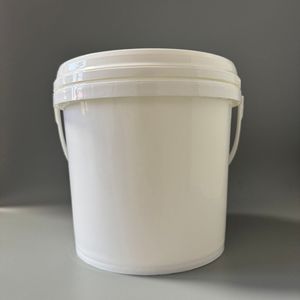 Manufacturer sells 5L <b>plastic</b> chemical <b>drums</b>, white latex paint, ink, machine oil, and American-style chemical <b>drums</b>. - Product Image 1