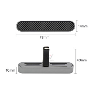 स्लीक कार्बन-फाइबर कार वेंट एयर फ्रेशनर रिफाइलेबल खुशबू विकल्पों के साथ कार डिफ्यूज़र कार डिफ्यूज़र - Product Image 4