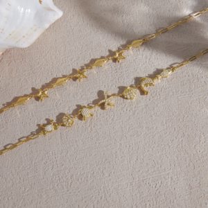 Collana con ciondoli nautici J&<span class=keywords><strong>D</strong></span> Jewelry in acciaio inossidabile placcato oro 18K, con strass, granchio, stella marina, delfino, gioielli a tema vita marina per resort - Product Image 6