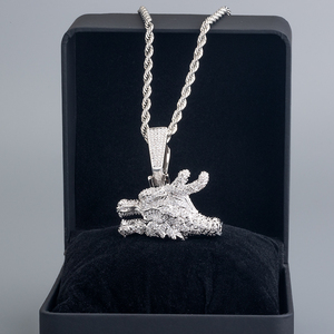 Colgante de cobre personalizable de diamante de moissanita, colgante de cabeza de dragón de estilo solemne y magnífico con cuernos - Product Image 1