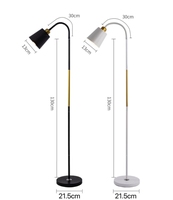 Lampadaire à tête réglable, supports debout, lampe d'angle simple et moderne pour chambre à coucher et bureau
