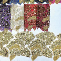 Bordure en dentelle brillante brodée, dentelle en organza 3D faite à la main avec des fleurs en cristal et des paillettes en polyester pour vêtements
