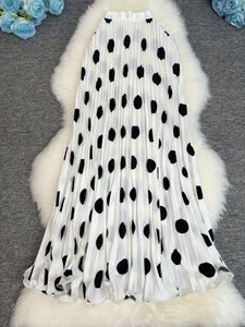<span class=keywords><strong>Jupe</strong></span> midi plissée à pois, classique et polyvalente, taille haute amincissante, bord ondulé élégant, coupe trapèze - Product Image 1