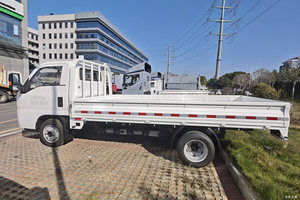 Camionnette électrique BYD T4 EV 4x2 <span class=keywords><strong>pour</strong></span> distribution urbaine, fourgonnette de marchandises ouverte, <span class=keywords><strong>camion</strong></span> électrique avec <span class=keywords><strong>batterie</strong></span> Blade de 62,3 kWh - Product Image 4