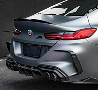 Top matériel SQ Style sec en Fiber de carbone pièces automobiles pare-chocs arrière Canards évent pour BMW M8 F91 F92 F93