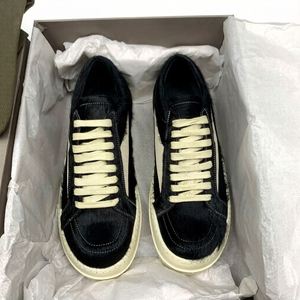 Zapatillas bajas de cuero de lujo Owens para hombre y mujer, con cordones, suela gruesa, informales, planas, en stock, color negro - Product Image 5