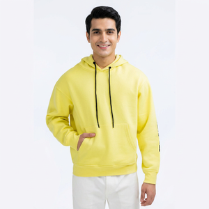 Pull en polaire jaune fluo lumineux avec cordon de serrage noir, impression de logo personnalisé sur le devant, haute qualité, séchage rapide, respirant, hiver, coupe classique - Product Image 1