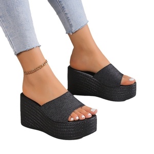Nouvelles sandales compensées d'été pour femmes à plateforme épaisse, grandes tailles, chaussures simples d'extérieur - Product Image 2