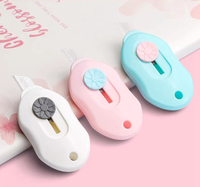 Mini couteau utilitaire, coupe-boîtes rétractable mignon pour le bureau, la maison, l'école, les cartons, les papiers