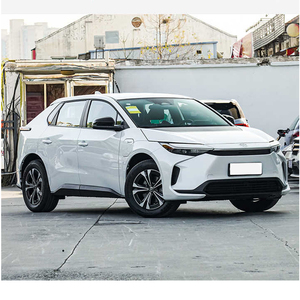 Nuevo Vehículo Eléctrico Toyota BZ4X 2025 de 4 Ruedas, SUV, 2WD, con Autonomía de 615 KM - Product Image 4