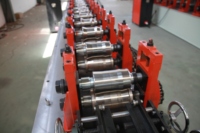 Machine de formage de panneaux de volets roulants entièrement automatique avec refroidissement pour les Philippines et la Malaisie - Prix