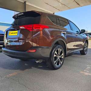 Toyota Rav 4 Rongfang 2015 2.5L Automático 4wd Elite Vehículos de gasolina 5 puertas 5 plazas SUV grande - Product Image 2