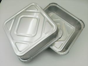 Paquete de 20 Moldes Cuadrados de Aluminio de 9x9 Pulgadas para Venta al por Menor - Product Image 1