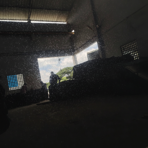 Dalles de villa écologiques polies en pierre naturelle noire absolue 100% - Product Image 1