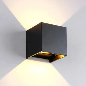 Promotion : Lampe solaire LED extérieure en aluminium haute luminosité, pratique, indice IP65, idéale pour les pannes de courant - Product Image 3