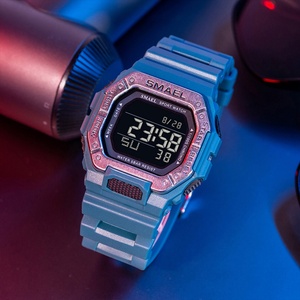 นาฬิกาข้อมือ SMAEL 8059 สี่เหลี่ยมทรงทันสมัย นาฬิกาอิเล็กทรอนิกส์แบบดิจิตอลสีดำสำหรับผู้หญิงและผู้ชาย นาฬิกากันน้ำ - Product Image 5