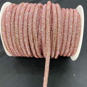 Cordoncino di Lusso con Cristalli e Strass per Felpe, Corda Tubolare con Strass S589, Nuovo Arrivo, Motivo con Strass da 6mm da Incollare - Product Image 4