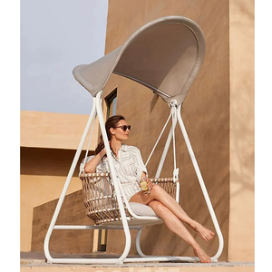 Ghế xích đu võng cỡ lớn sang trọng, có đệm, dành cho khu nghỉ dưỡng, khách sạn, biệt thự, cho thuê Airbnb, không gian ngoài trời thương mại, dịch vụ khách sạn - Product Image 3