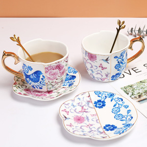 <b>Large</b> Capacity English Red Teacup Saucer Set Special Blue White Ceramic Coffee <b>Cup</b> Spatula French Afternoon Style Dinnerware - Product Image 4