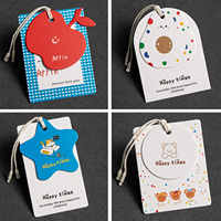 Cordon à fermoir à pression en carton souple de forme spéciale, à deux couches, pour vêtements pour enfants, avec impression de logo personnalisé, pour garçons et filles, destiné aux détaillants de boutiques