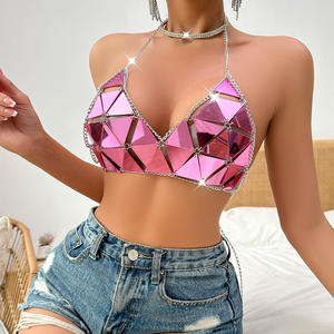 توب قصير نسائي مثير من الأكريليك اللامع بتصميم مفتوح الظهر ومزين بالترتر من مصنع صيني - Product Image 4