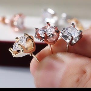 Pendientes de Oro con Diamantes de 8mm, Corte Brillante Redondo, Color G Natural, Joyería Minimalista para Mujer, Uso Diario - Product Image 6