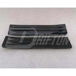 Kits d'intérieur en fibre de carbone sèche pour le jeu de seuils de porte Ferrari Purosangue - Product Image 4