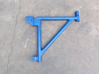 Support latéral tubulaire en acier de haute qualité de 2.0mm avec cintre de selle pour la construction de bâtiments
