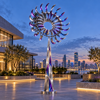 Sculpture éolienne cinétique en acier inoxydable poli miroir, art métallique mobile personnalisé pour parcs urbains, places publiques, hôtels, frontons de rivière et jardins