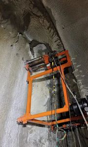 Máy khoan đá đa mũi Dingli chạy bằng động cơ diesel, lắp trên máy xúc, dùng để khoan lõi đường hầm đường cao tốc - Product Image 6