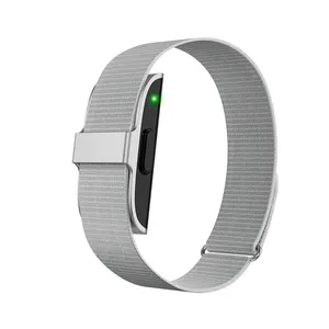 2208 OEM Custom Manual Slim Rfid VO2max Track Rubber Smart Wrist Bracelet Fitness Smartband Smart Band Waterproof Vibrating 2024