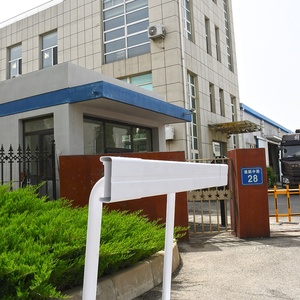 قضبان حلبة من البولي فينيل كلورايد قابلة للتخصيص بجودة عالية مع تسعير للحجم وصلات قوة صناعية واقي حصان من كلوريد البولي فينيل عالي القوة - Product Image 2