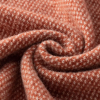 Vente en gros de couvertures texturées pour super canapé Couverture de lit légère en laine rose de luxe