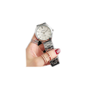 <span class=keywords><strong>Bracelet</strong></span> de style asiatique du Sud-Est très populaire, montre décontractée et simple en alliage gravé avec échelle numérique multi-unités - Product Image 5