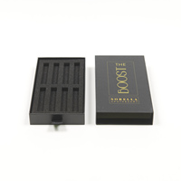 Boîte rigide noire personnalisée à couvercle coulissant avec ruban de traction et logo en feuille d'or pour l'emballage de produits haut de gamme