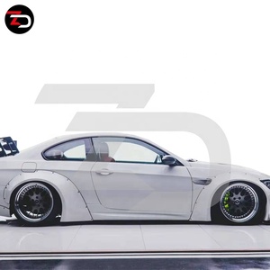 ชุดแต่งสไตล์ LB ปี 2008-2011 สำหรับ BMW ซีรีส์ 3 <span class=keywords><strong>E92</strong></span> <span class=keywords><strong>M3</strong></span>  ประกอบด้วย บอดี้คิท บังโคลน ปีกหน้า และลิ้นหน้า  ลดราคาพิเศษ - Product Image 5
