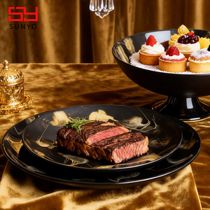 Set da Pranzo in Vetro Nero con Motivo Dorato in Rilievo, Elegante Servizio di Piatti per Casa, Hotel e Ristoranti Raffinati, Fornitura all'Ingrosso - Product Image 6