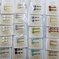 Qianya Faux Ongles d'Orteils à Coller 14 pièces ABS, Vente de Déstockage, Styles Variés, Amovibles, Vente en Gros pour Stands de Rue