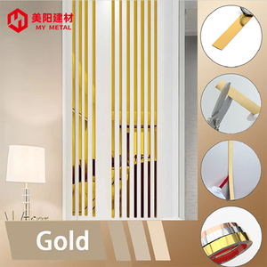 Factory Spot <span class=keywords><strong>Flat</strong></span> <span class=keywords><strong>Metal</strong></span> Trim Espejo de acero inoxidable Tiras con respaldo autoadhesivo dorado para decoración de pared de fondo - Product Image 5