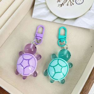 Llavero de tortuga luminosa, colgante de resina de dibujos animados con hebilla colorida, bonito adorno para mochila y accesorios de regalo, pedidos personalizados al por mayor - Product Image 3