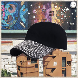 Casquette de baseball unisexe 6 panneaux incurvée à motif écossais de qualité supérieure, personnalisable en gros, avec paillettes, style hip-hop tendance, en toile et métal - Product Image 3