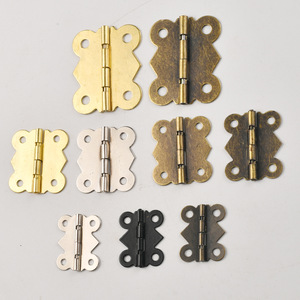 Bisagra de Mueble en Miniatura Yuyao de 1 Pulgada, Chapada en Hierro, para Manualidades, Cajas y Armarios - Product Image 2