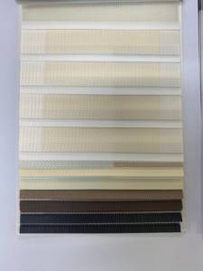 ผ้ากันสาดอะคริลิคแบบมอเตอร์ DM Zabra รุ่นหรูหราทันสมัย กันน้ำ กันลม ป้องกันรังสียูวี โครงอะลูมิเนียมอัลลอยด์ สำหรับใช้ภายในอาคาร - Product Image 1